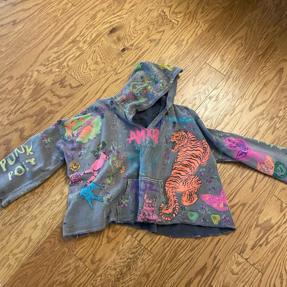 Magnolia Pearl Graphic Raji Hoodie - Picture 4 of 6